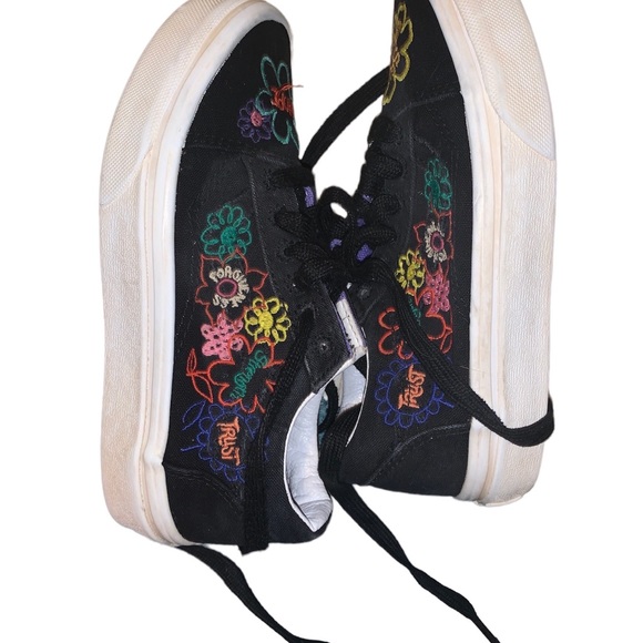 Vans Other - VANS skate shoes.US kids size 13.5. Decor on shoe-flowers, positive vibes